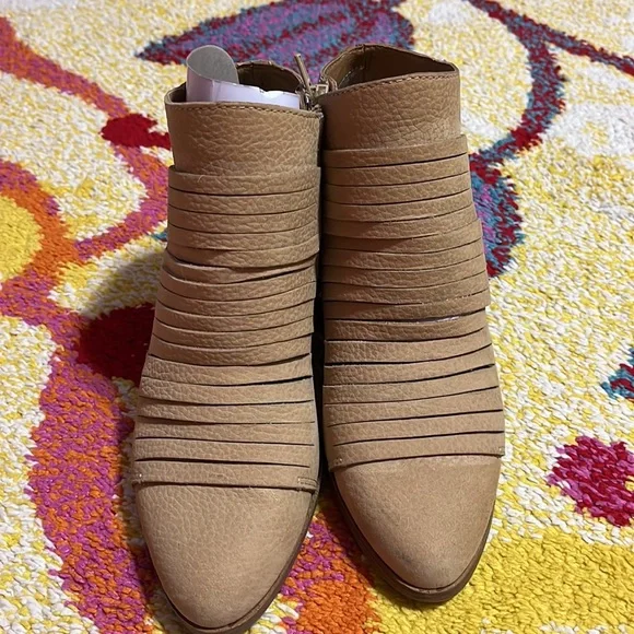 NWOT Lucky brand Zavrina - Picture 3 of 9